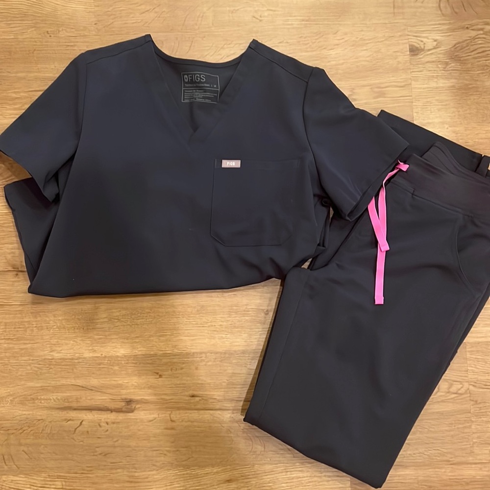 Figs M top and ST bottoms